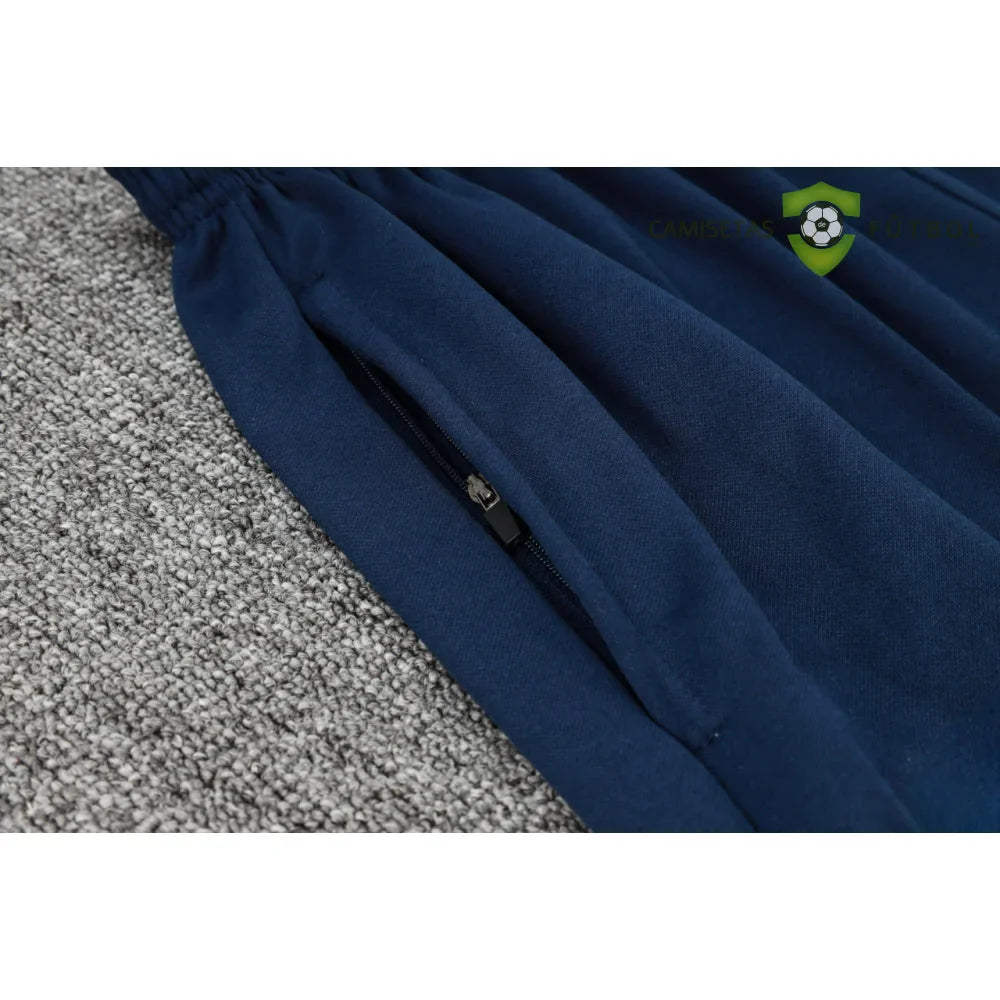 Chandal Chelsea 24-25, cremallera completa con capucha, Modelo 1