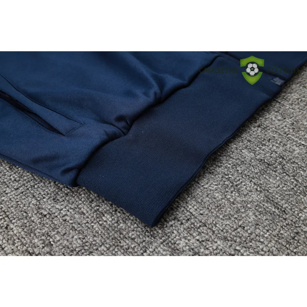 Chandal Chelsea 24-25, cremallera completa con capucha, Modelo 1