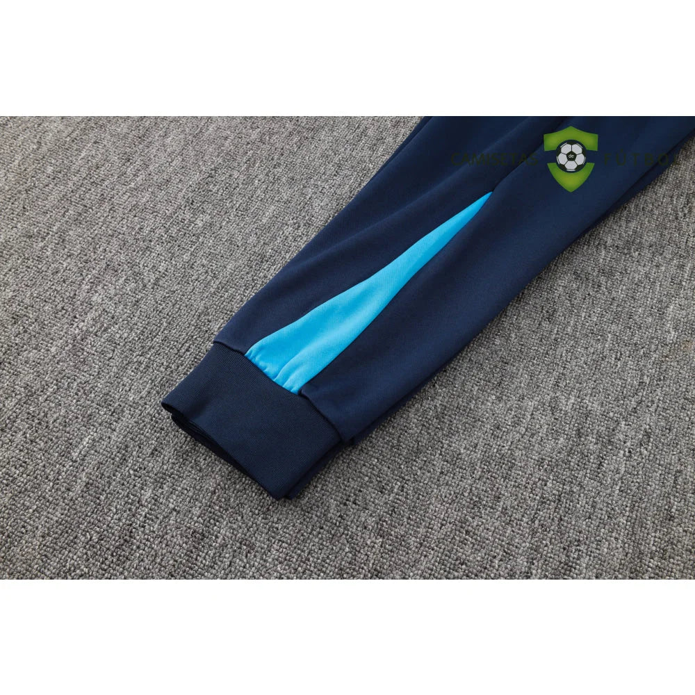 Chandal Chelsea 24-25, media cremallera con capucha, Modelo 2