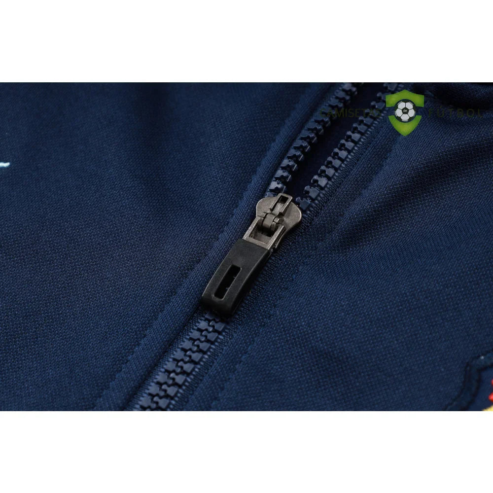 Chandal Francia 24-25, media cremallera con capucha, Modelo 2