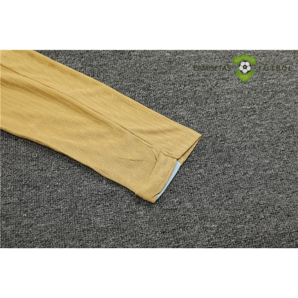 Chandal Francia 24-25, media cremallera, Modelo 3