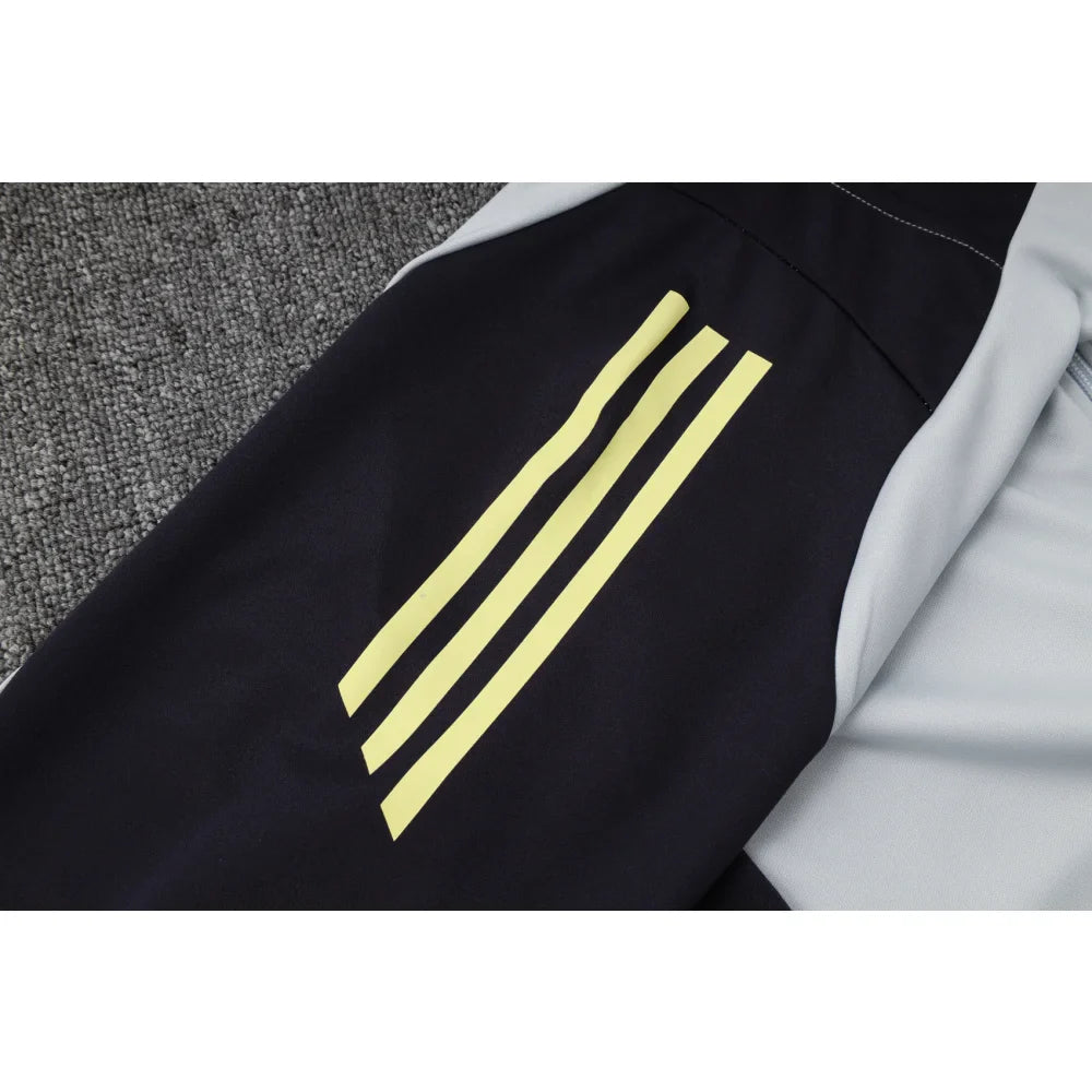 Chandal Juventus 25-26, cremallera completa, Modelo 1