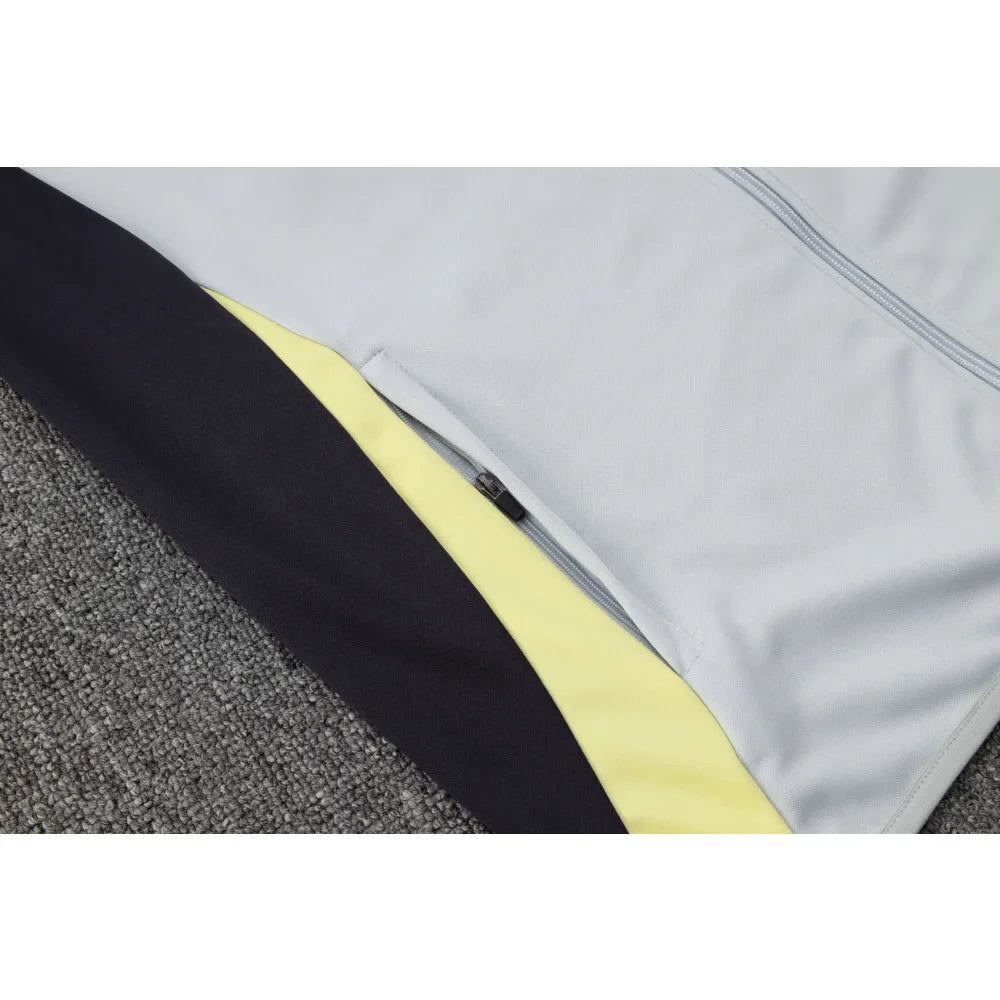 Chandal Juventus 25-26, cremallera completa, Modelo 1