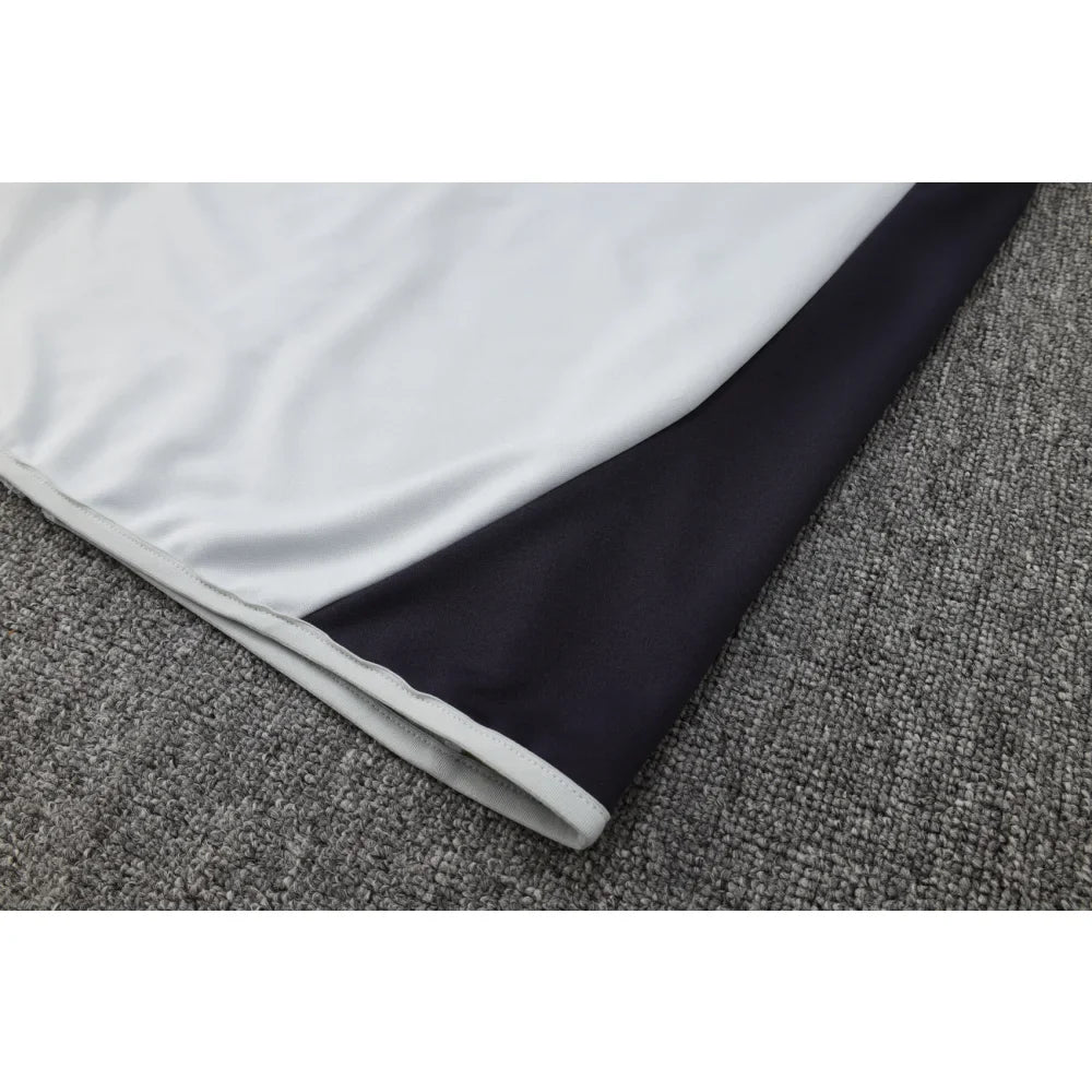 Chandal Juventus 25-26, cremallera completa, Modelo 1