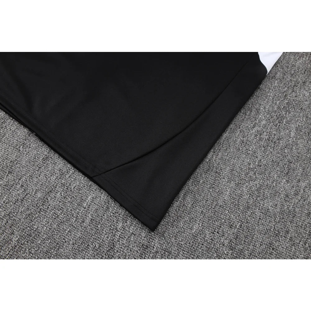 Chandal Liverpool 25-26, cremallera completa, Modelo 3