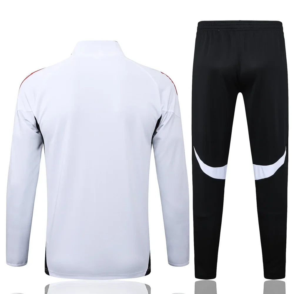 Chandal Liverpool 25-26, cremallera completa, Modelo 4