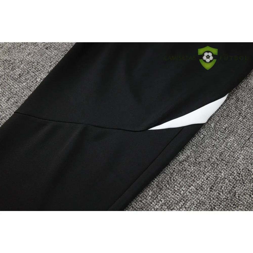 Chandal Manchester United 24-25, cremallera completa, Modelo 1