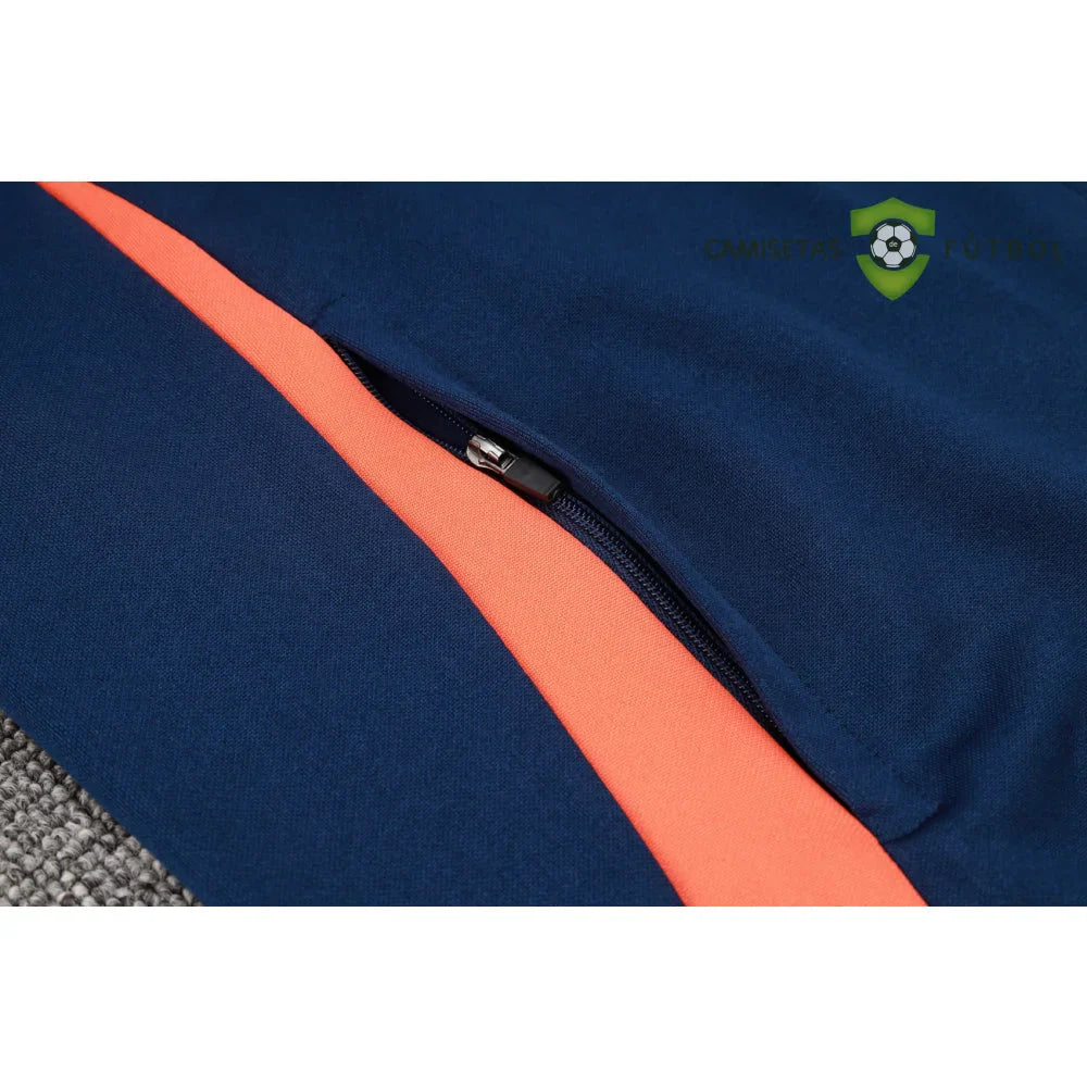 Chandal Manchester United 24-25, cremallera completa, Modelo 3