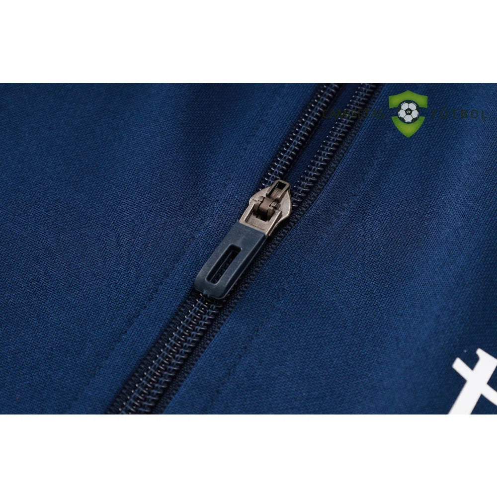 Chandal Manchester United 24-25, cremallera completa, Modelo 3