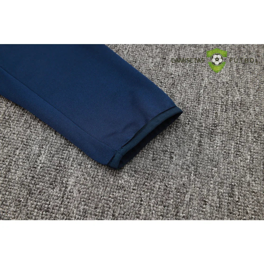 Chandal Manchester United 24-25, cremallera completa, Modelo 3