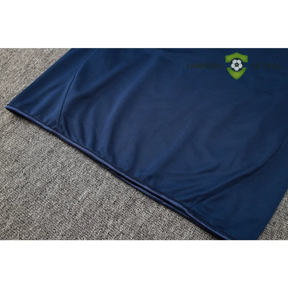 Chandal Manchester United 24-25, cremallera completa, Modelo 3