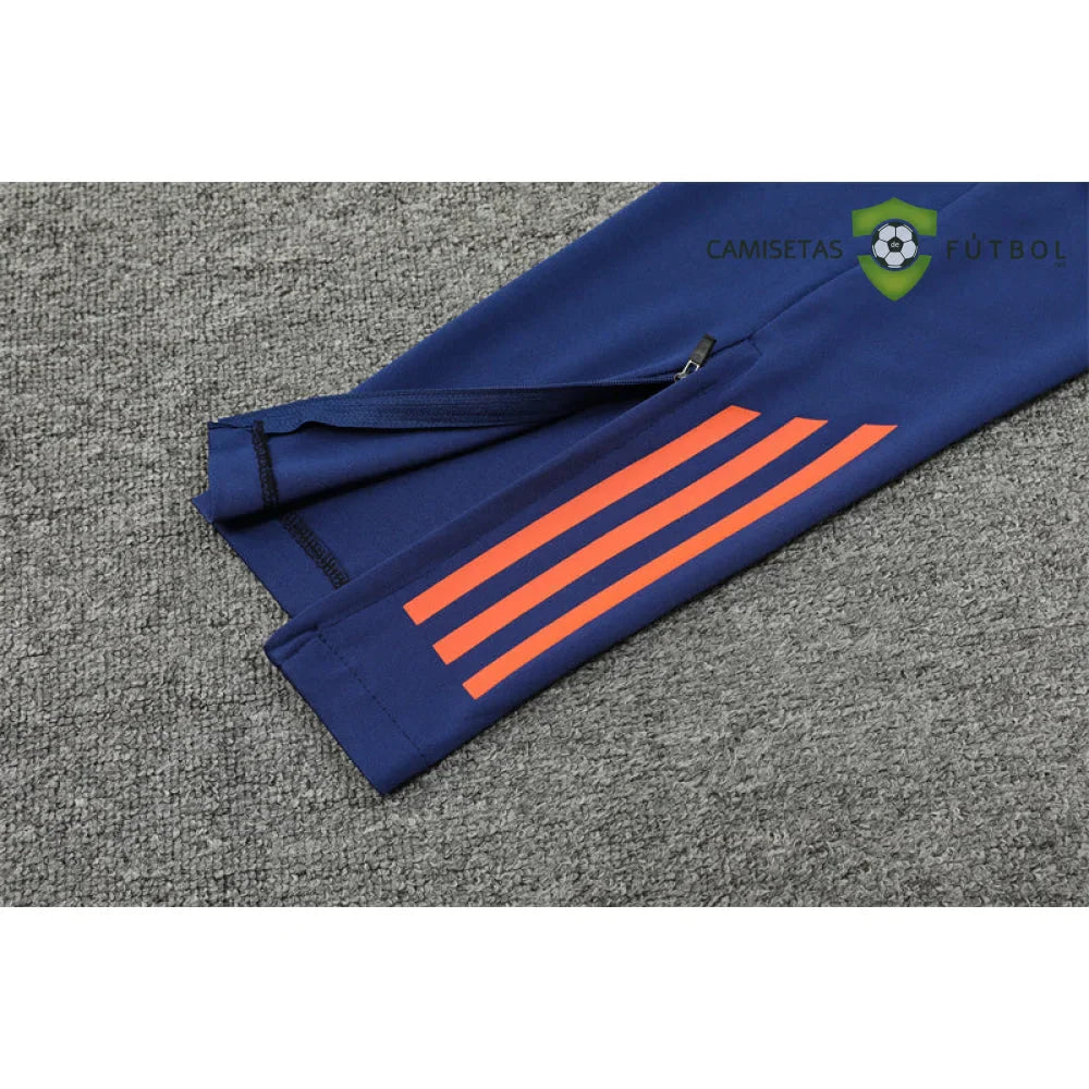 Chandal Manchester United 24-25, media cremallera, Modelo 1