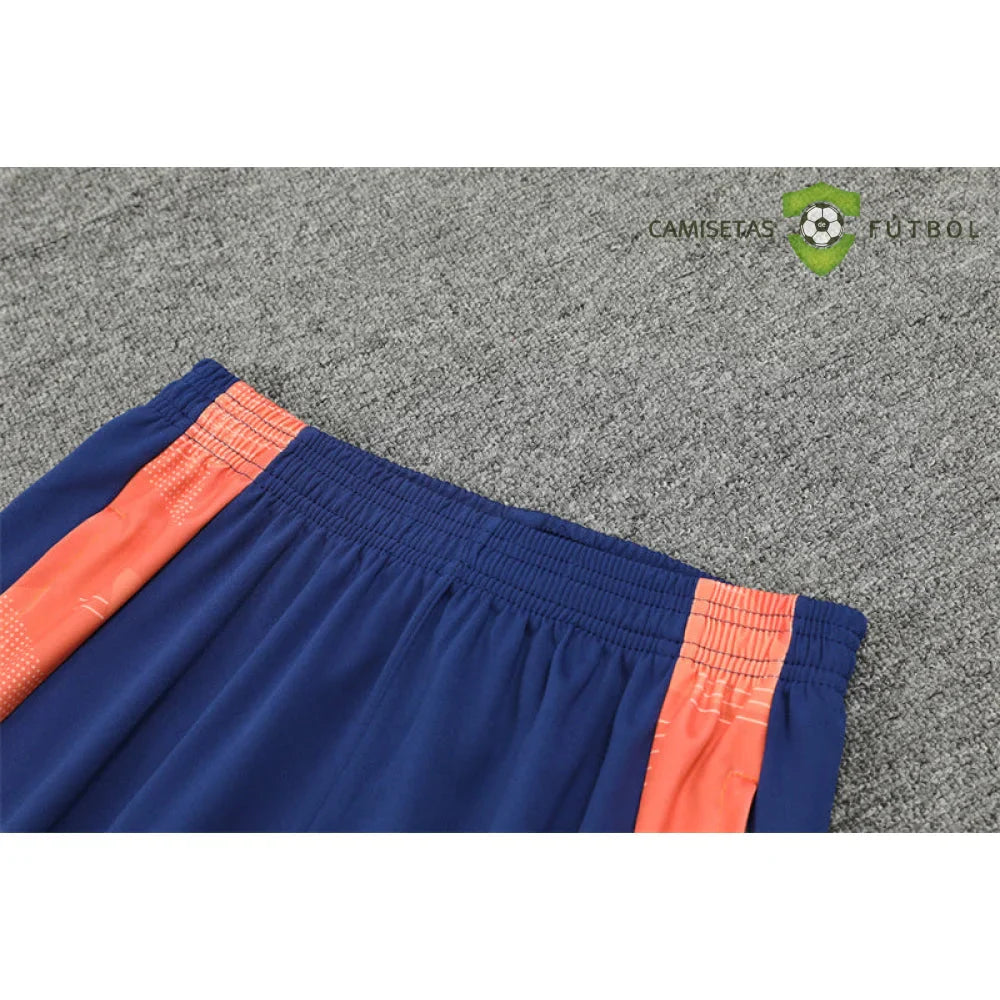 Chandal Manchester United 24-25, media cremallera, Modelo 1