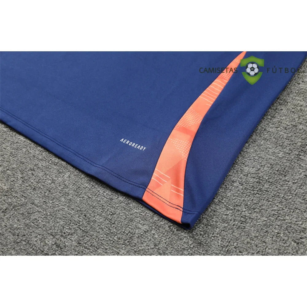 Chandal Manchester United 24-25, media cremallera, Modelo 1