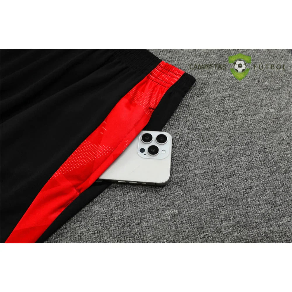 Chandal Manchester United 24-25, media cremallera, Modelo 3