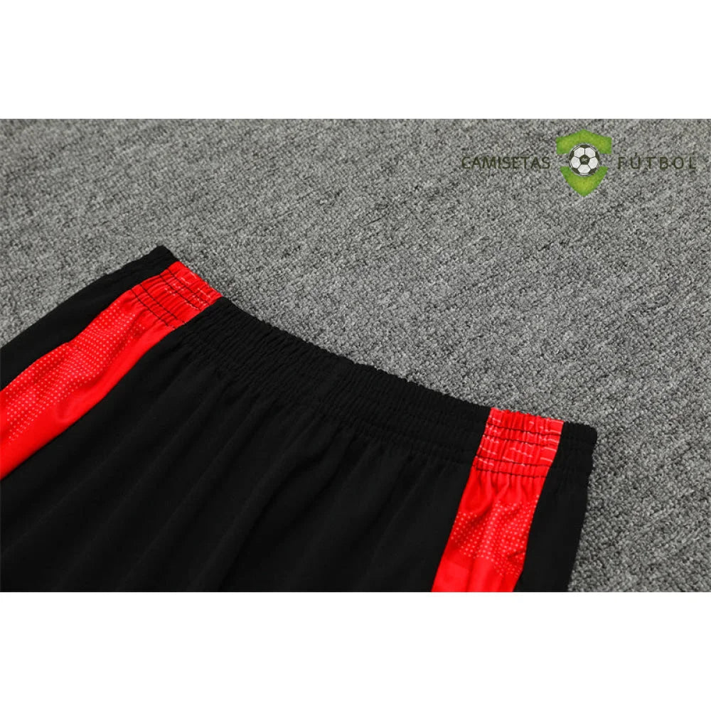 Chandal Manchester United 24-25, media cremallera, Modelo 3