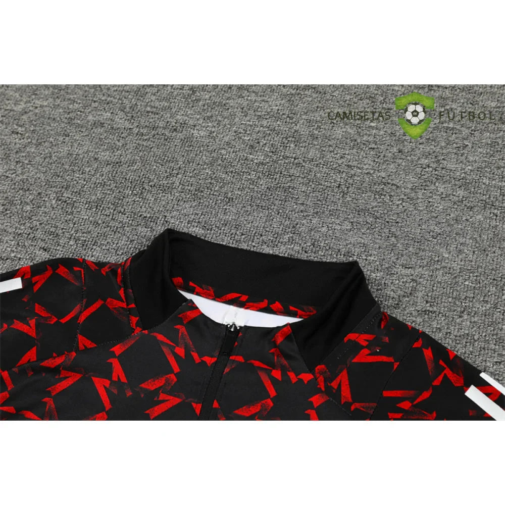 Chandal Manchester United 24-25, media cremallera, Modelo 3