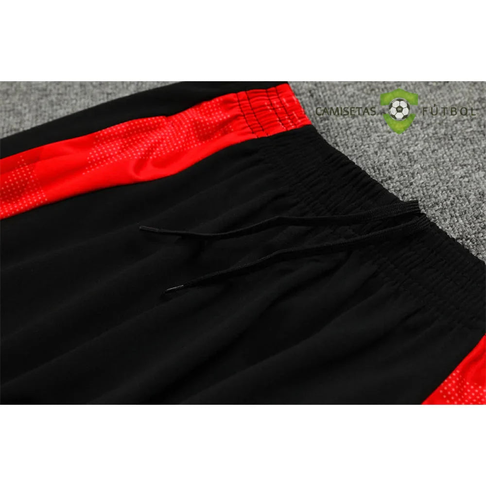Chandal Manchester United 24-25, media cremallera, Modelo 3