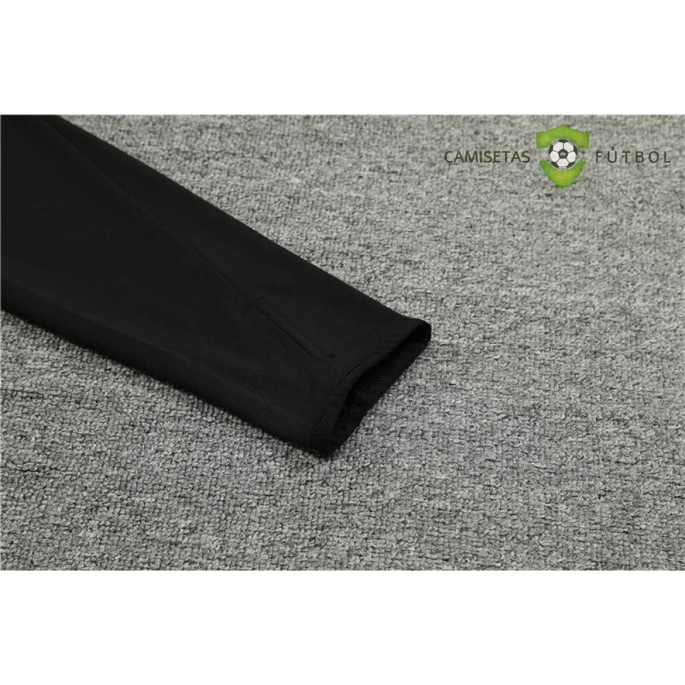 Chandal Manchester United 24-25, media cremallera, Modelo 4