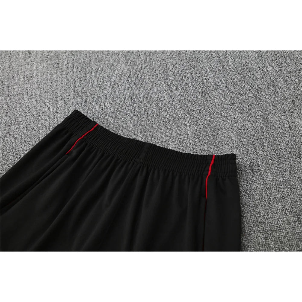 Chandal Manchester United 25-26, media cremallera, Modelo 2