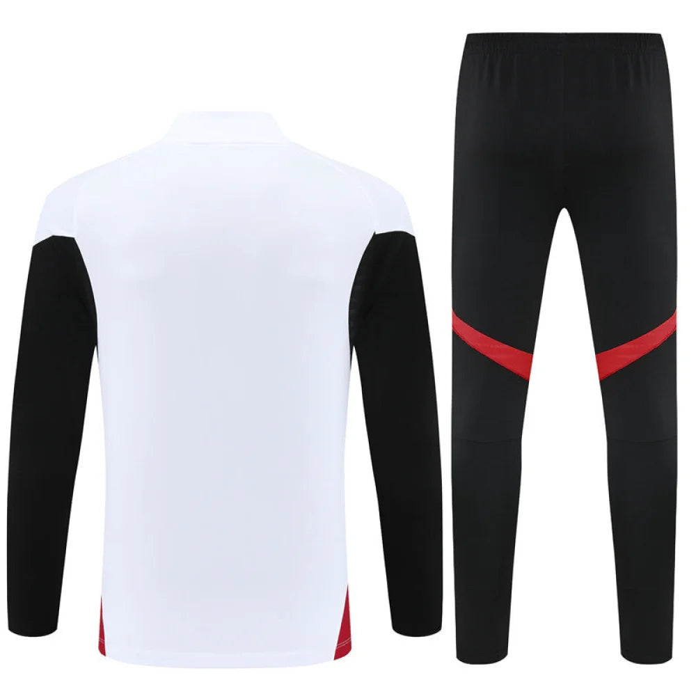 Chandal Manchester United 25-26, media cremallera, Modelo 3