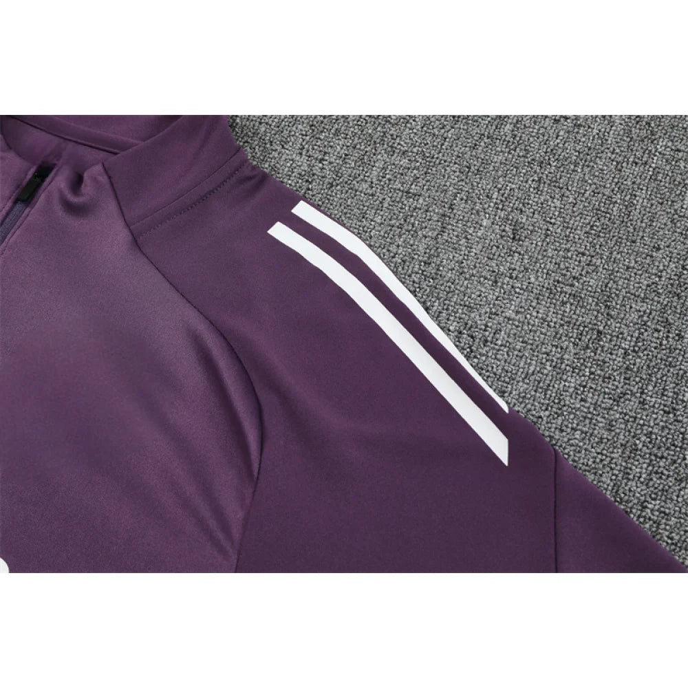 Chandal Manchester United 25-26, media cremallera, Modelo 4