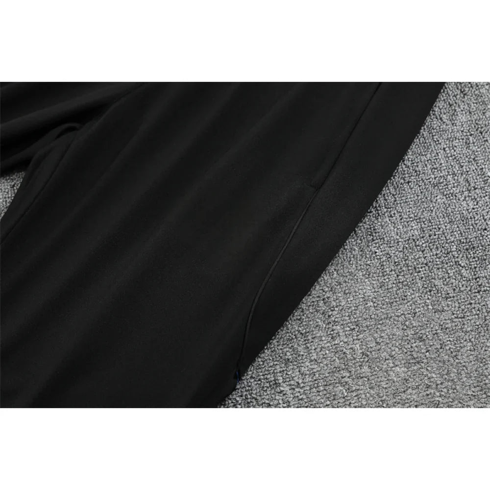 Chandal Manchester United 25-26, media cremallera, Modelo 5