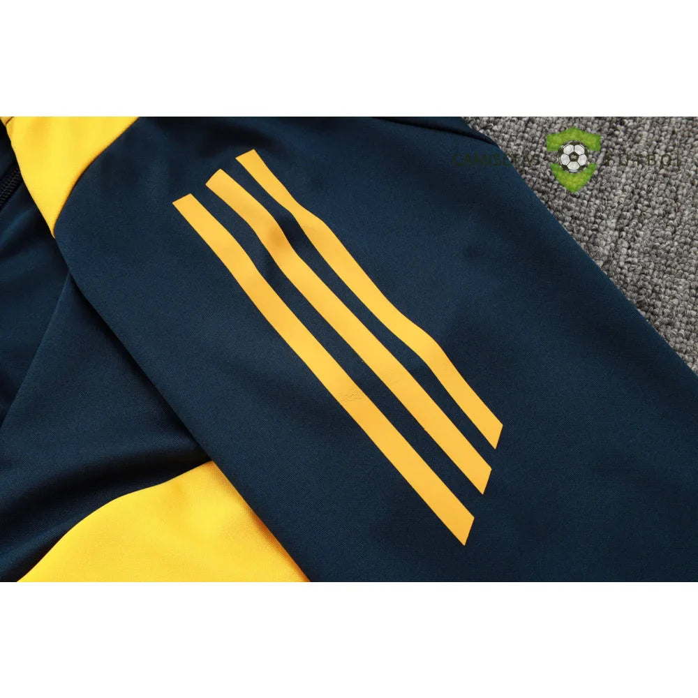 Chandal R.M. 24-25, cremallera completa, Modelo 3