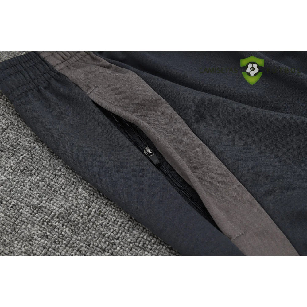 Chandal R.M. 24-25, cremallera completa, Modelo 5