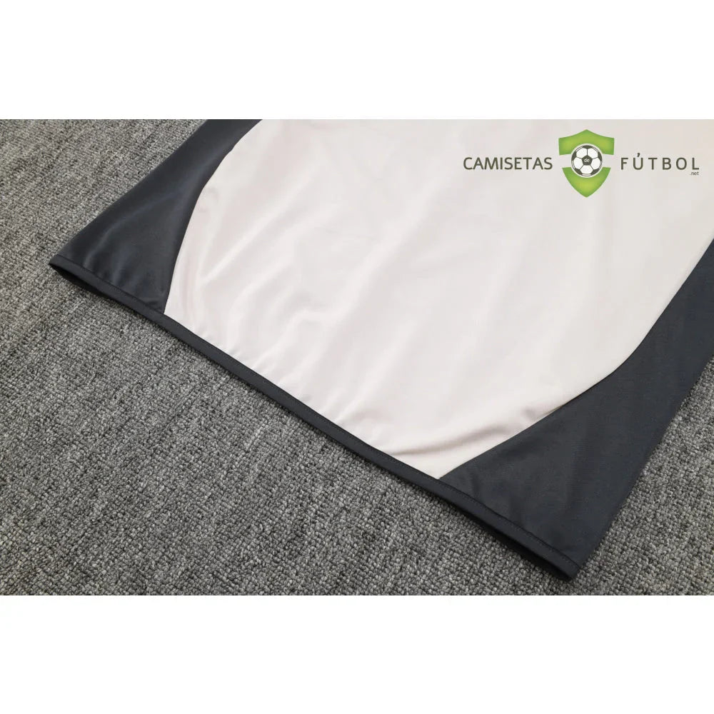 Chandal R.M. 24-25, cremallera completa, Modelo 5