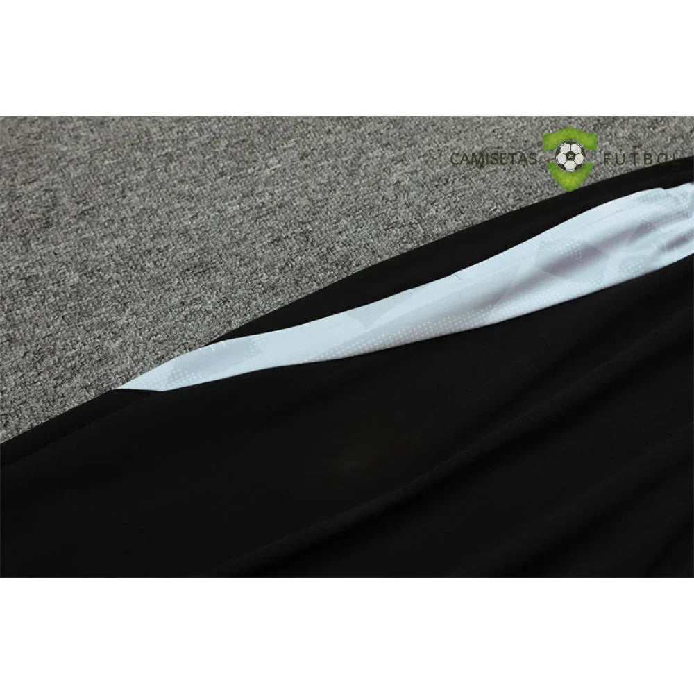 Chandal R.M. 24-25, media cremallera, Modelo 4