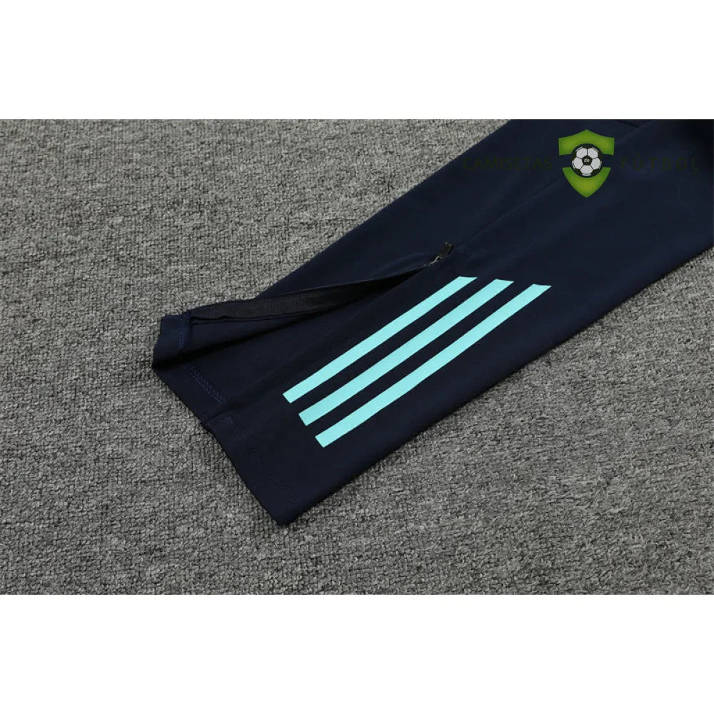 Chandal R.M. 24-25, media cremallera, Modelo 7