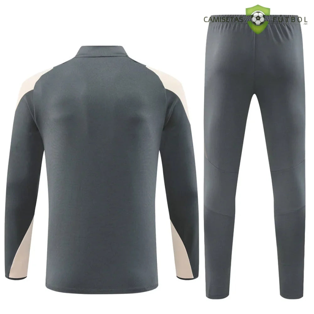 Chandal R.M. 24-25, media cremallera, Modelo 9