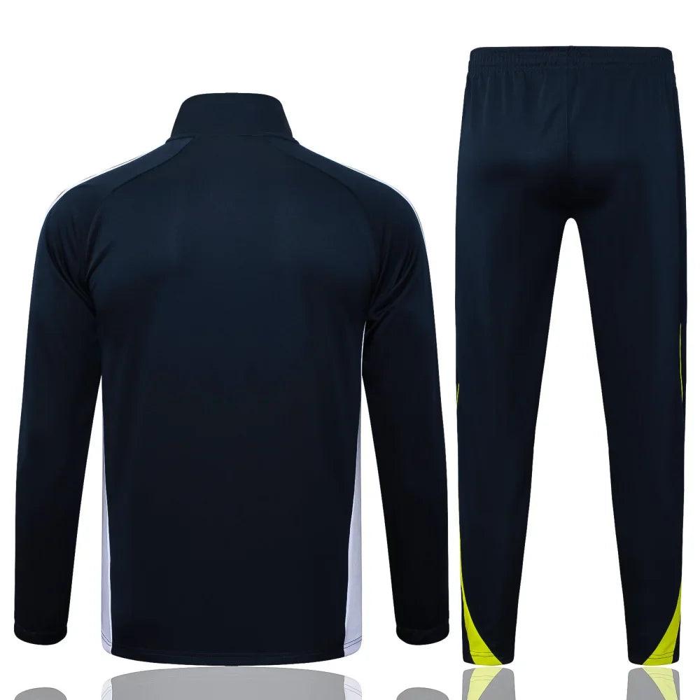 Chandal R.M. 25-26, cremallera completa, Modelo 10