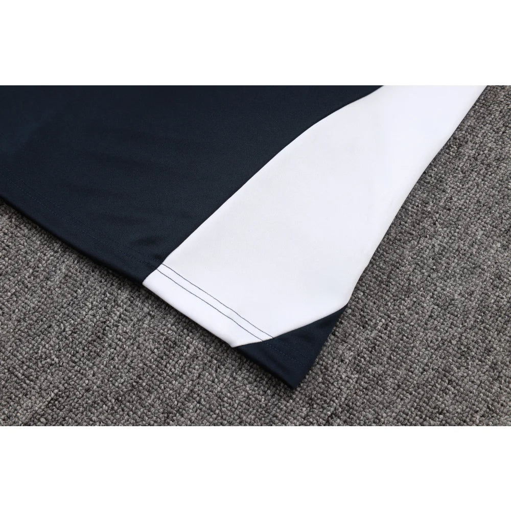 Chandal R.M. 25-26, cremallera completa, Modelo 10
