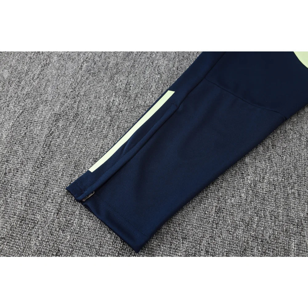 Chandal R.M. 25-26, cremallera completa, Modelo 9