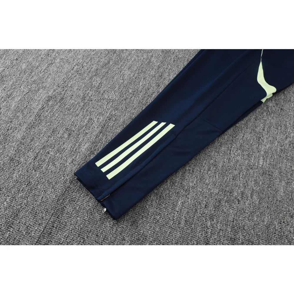 Chandal R.M. 25-26, cremallera completa, Modelo 9