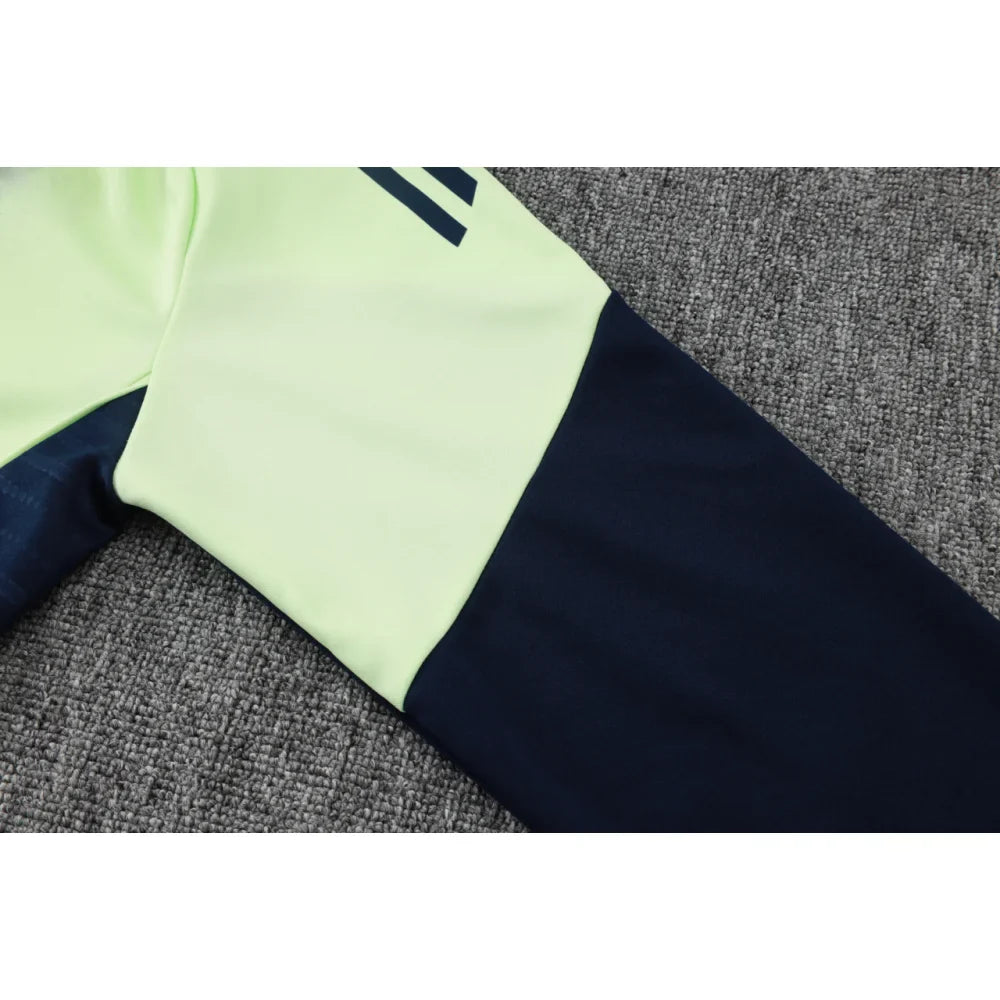 Chandal R.M. 25-26, cremallera completa, Modelo 9