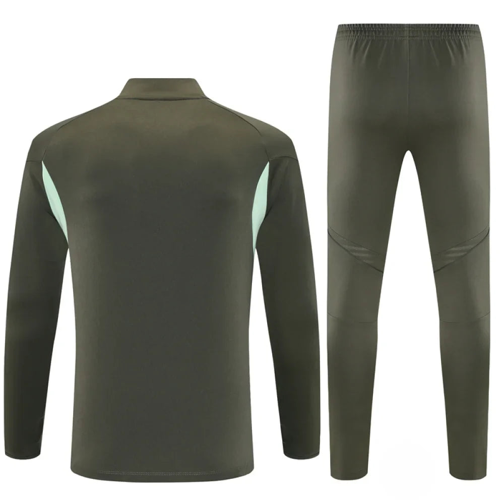 Chandal R.M. 25-26, media cremallera, Modelo 1