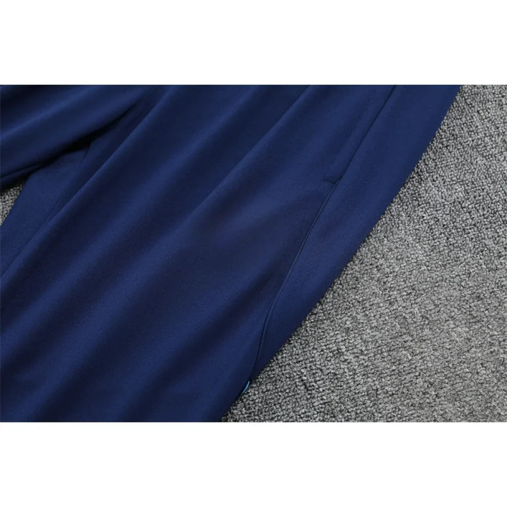 Chandal R.M. 25-26, media cremallera, Modelo 10