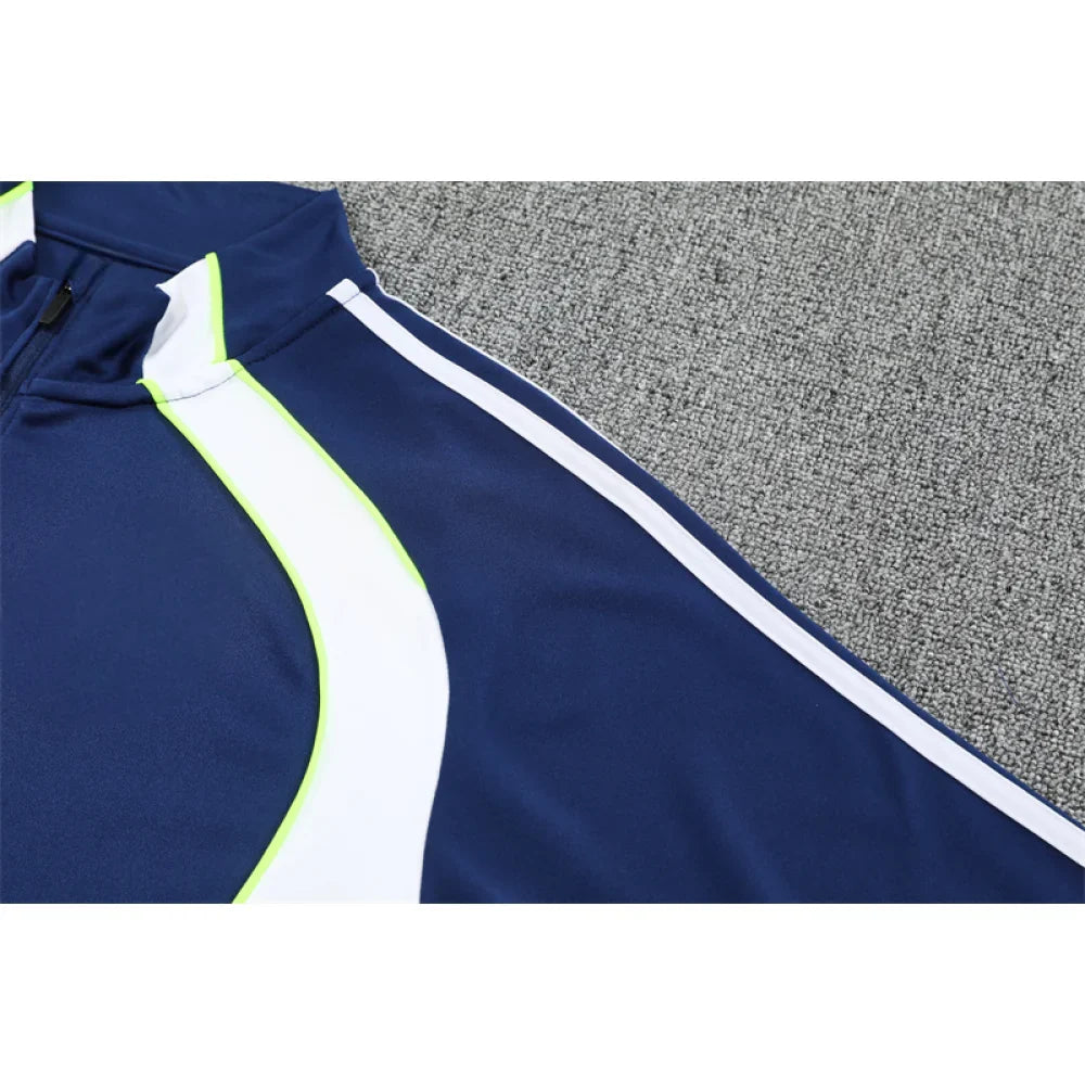 Chandal R.M. 25-26, media cremallera, Modelo 11