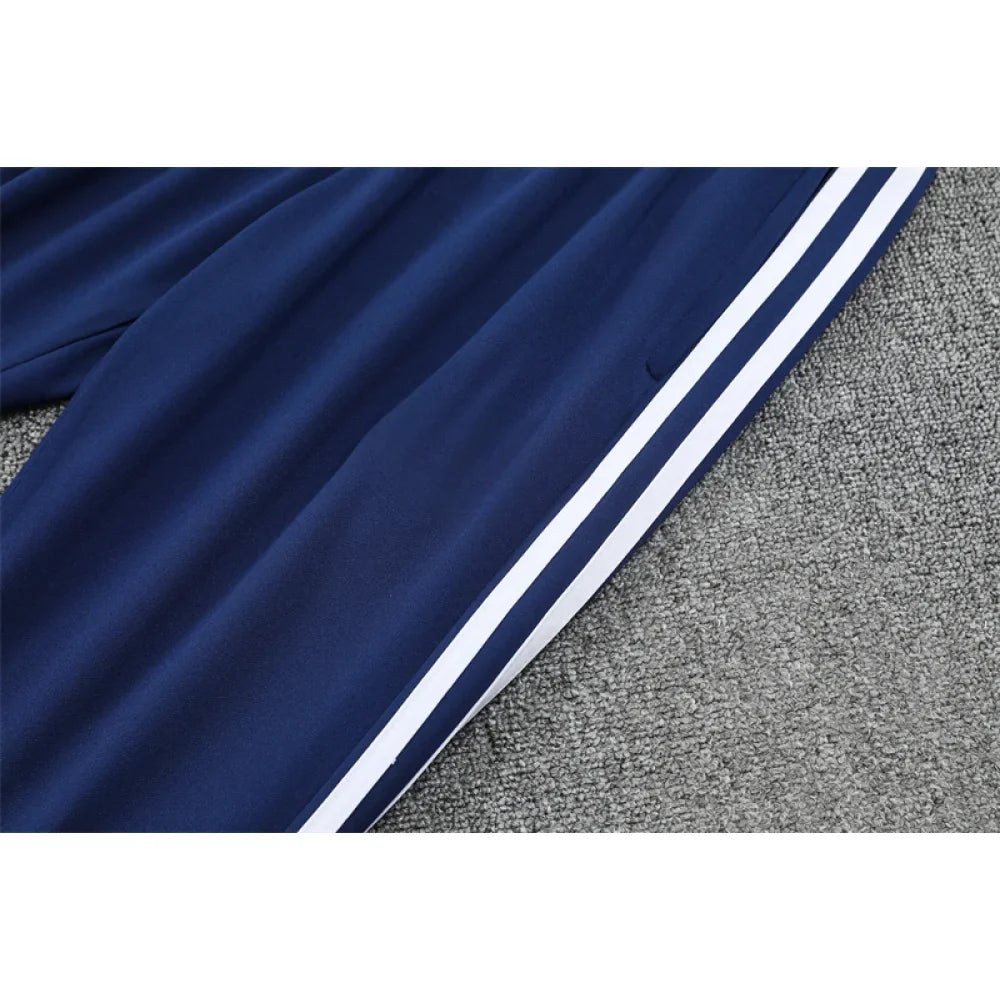 Chandal R.M. 25-26, media cremallera, Modelo 11