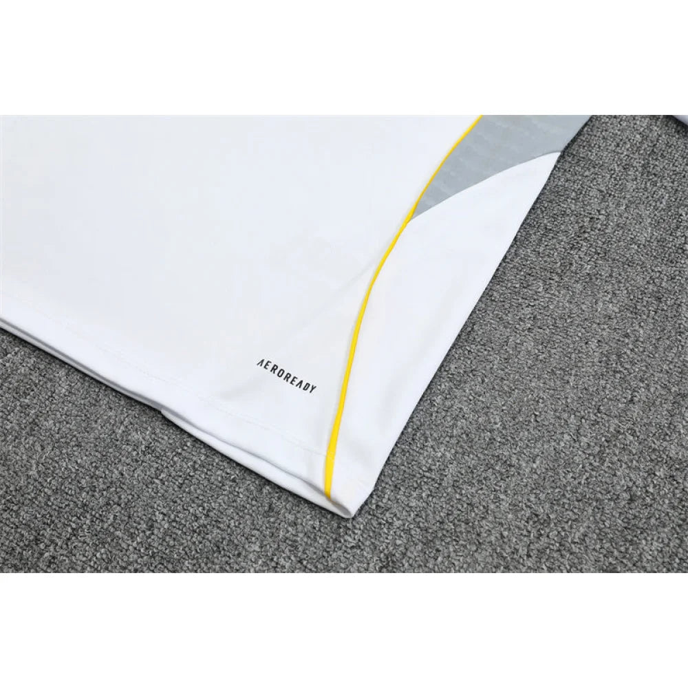 Chandal R.M. 25-26, media cremallera, Modelo 7
