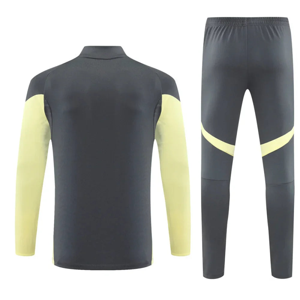 Chandal R.M. 25-26, media cremallera, Modelo 8