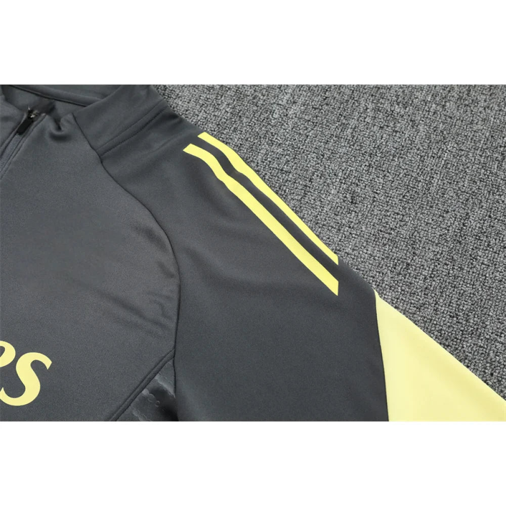 Chandal R.M. 25-26, media cremallera, Modelo 8