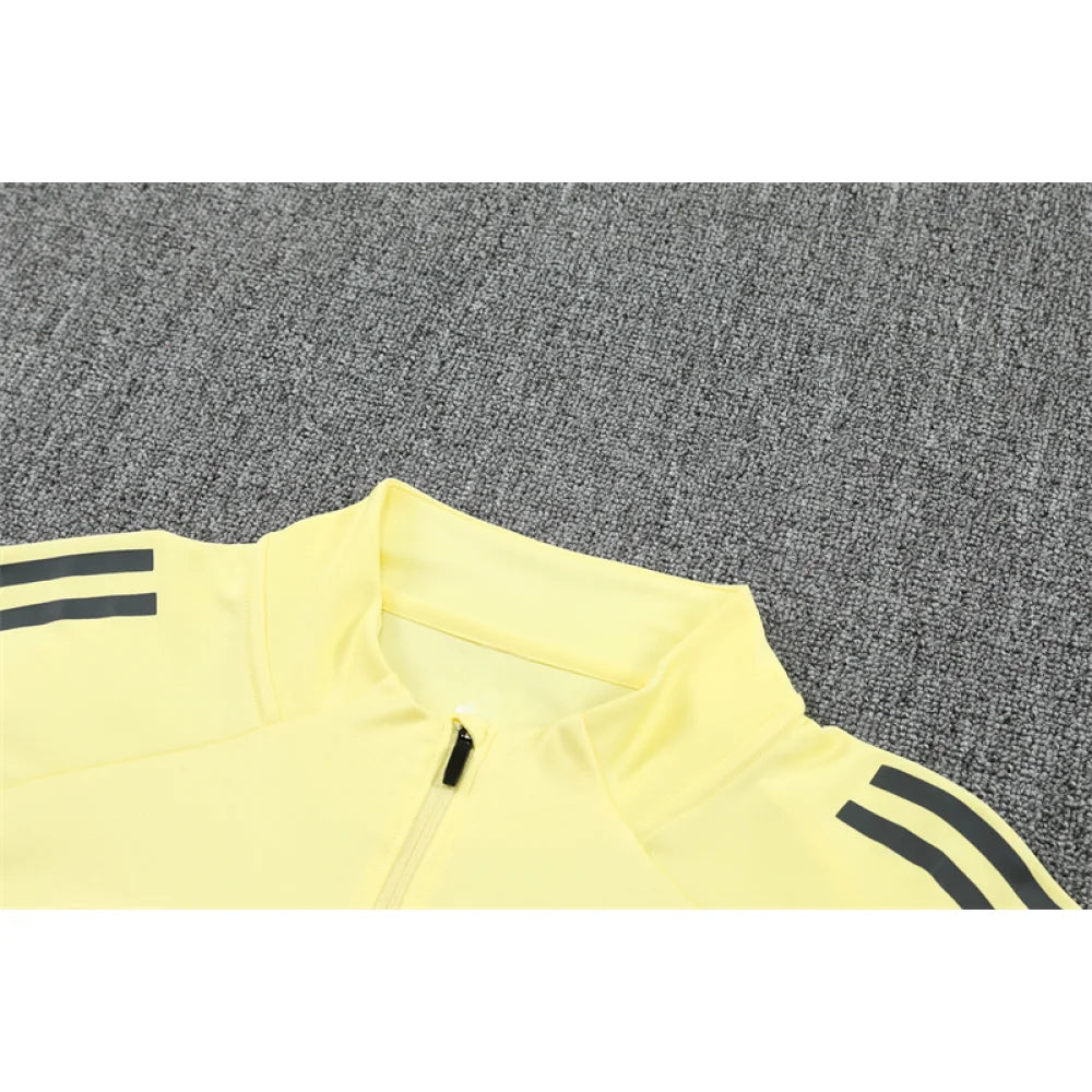 Chandal R.M. 25-26, media cremallera, Modelo 9