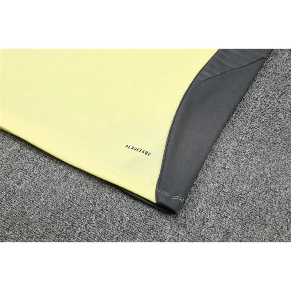 Chandal R.M. 25-26, media cremallera, Modelo 9