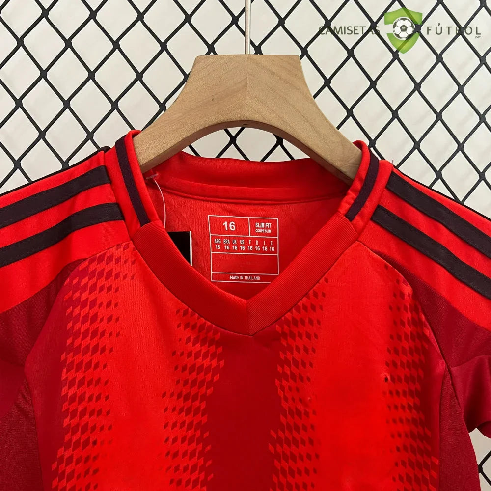 Equipacion Bayern Munich 24-25, Local, Nino