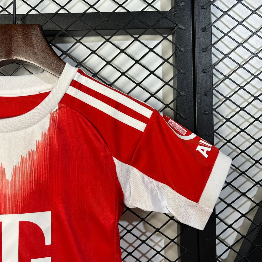 Equipaci�n Bayern Munich 25-26, Local, Ni�o