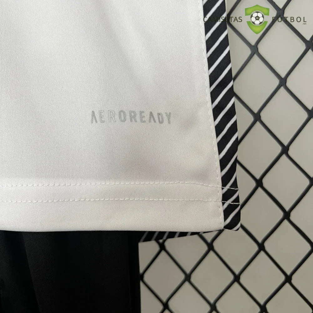 Equipacion Colo-Colo 24-25, Local, Nino